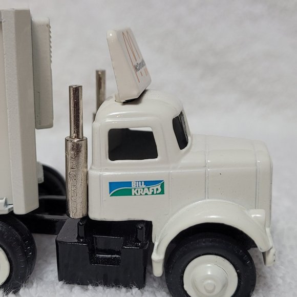 McDonald's Vintage Diecast Model Truck - Picture 7 of 14